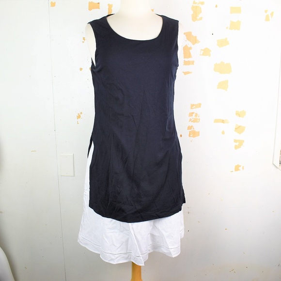 Theory Malkan Navy White Classic Tee Dress Size Medium - Picture 2 of 13